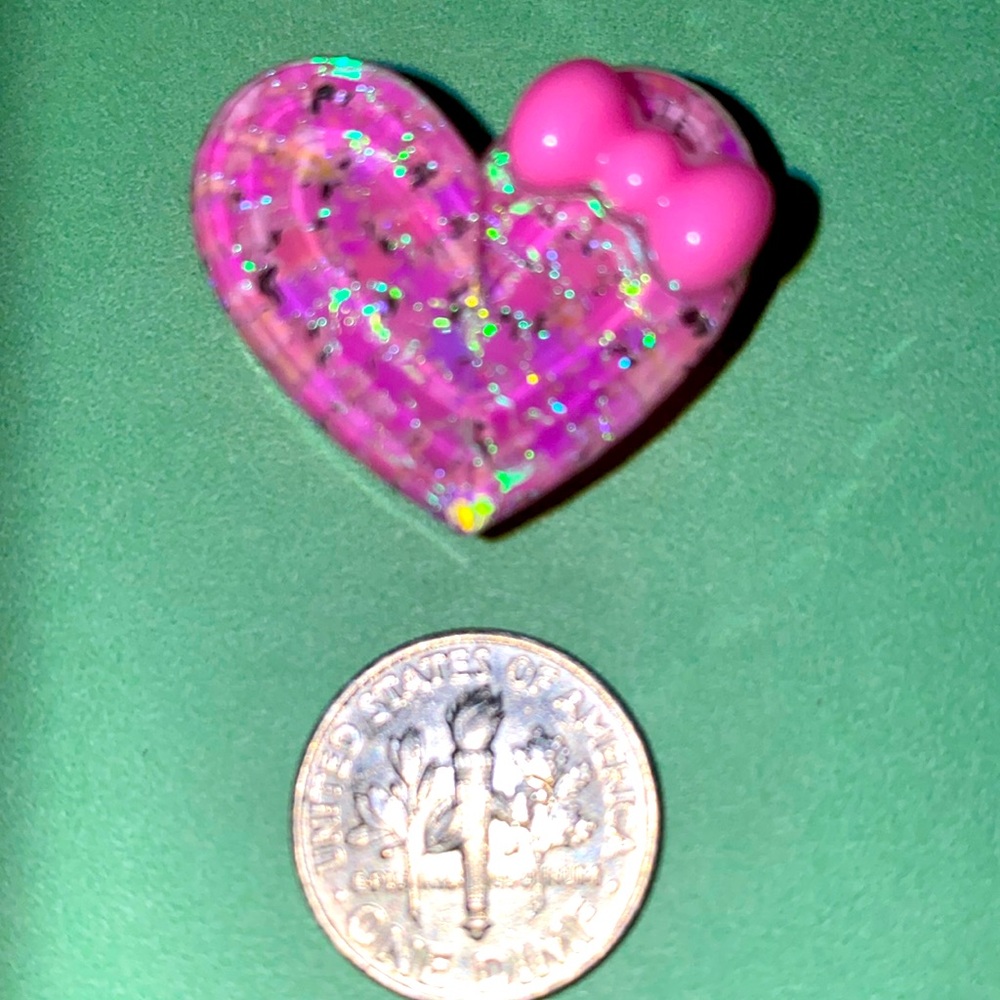 (10 for $15) Pink Sparkly Heart w/ Pink Bow Acrylic Croc Shoe Charms